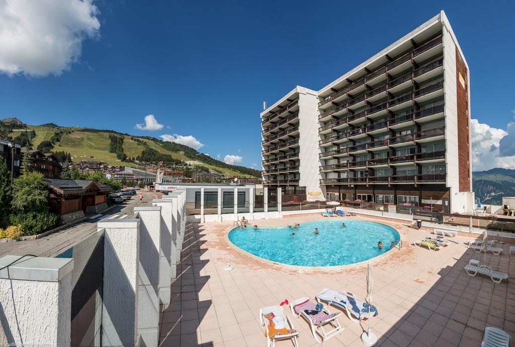 Residence Pierre & Vacances Les Ecrins คูร์เชอแวล ภายนอก รูปภาพ